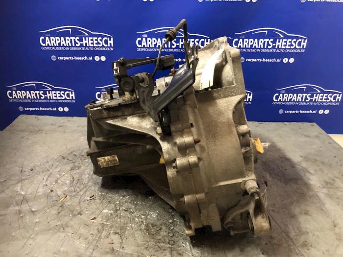 Gearbox Volvo C30 - 31272400 D4164T MTX75 - Carparts Heesch