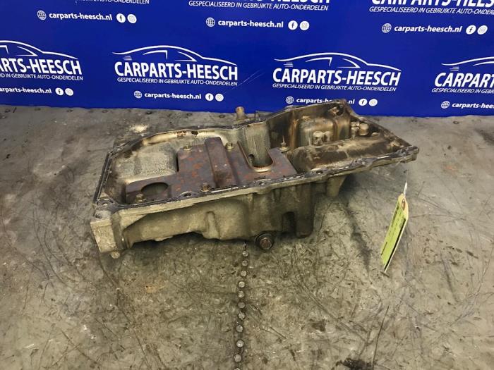 Gebrauchte Ölwanne Volvo V50 (MW) Preis € 75,00 Margenregelung angeboten von Carparts Heesch
