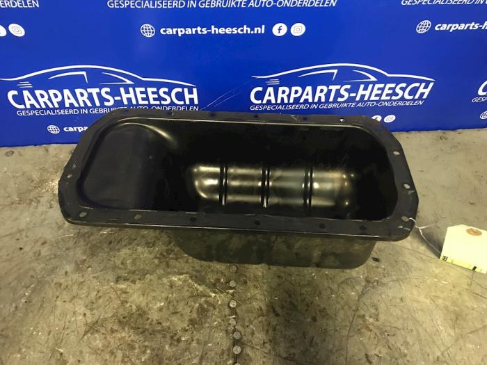 Usagé Couvercle carter Volvo S40 Prix € 75,00 Règlement à la marge proposé par Carparts Heesch