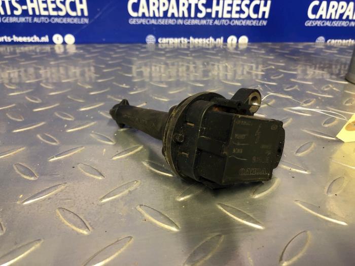 Usagé Broche bobine Volvo V70 (SW) 2.4 T 20V AWD Prix € 20,00 Règlement à la marge proposé par Carparts Heesch