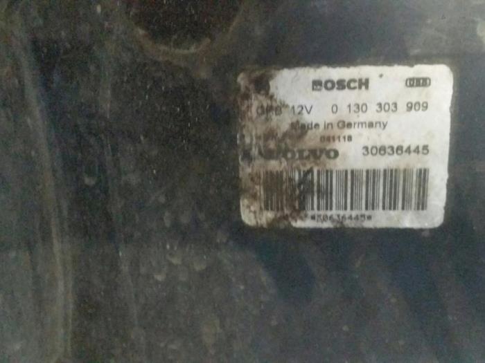 Gebrauchte Kühlerventilator Volvo V70 (SW) 2.3 T5 20V Preis auf Anfrage angeboten von Carparts Heesch