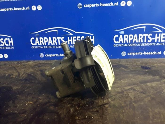 Power steering pump from a Volvo V70 2001