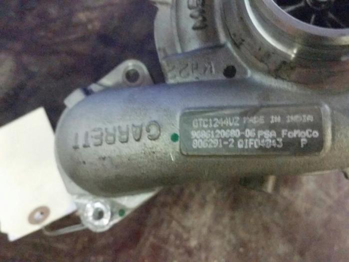 Turbo from a Volvo V40 2014