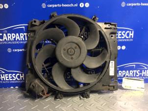 Used Radiator fan Opel Zafira (M75) 2.2 16V Direct Ecotec Price € 52,50 Margin scheme offered by Carparts Heesch