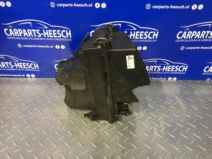 Begagnade Luftfilterhus Mazda 5 (CR19) 1.8i 16V Pris € 40,00 Marginaltabell erbjuds av Carparts Heesch