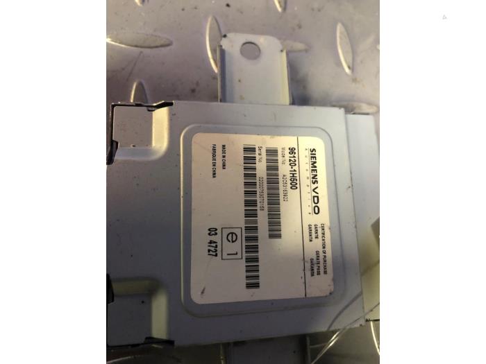 Gebrauchte Radio Modul Kia Cee'd (EDB5) 1.4 CVVT 16V Preis € 50,00 Margenregelung angeboten von Carparts Heesch