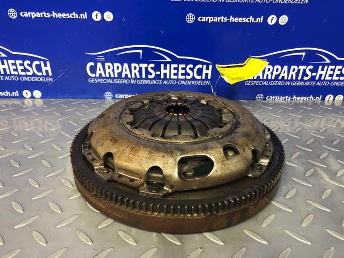 Gebrauchte Schwungrad Volkswagen Caddy Preis € 75,00 Margenregelung angeboten von Carparts Heesch