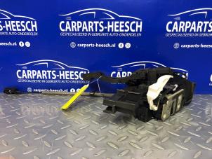 Usagé Serrure portière mécanique 4portes arrière gauche Ford Focus 3 Wagon 1.6 TDCi 115 Prix € 63,00 Règlement à la marge proposé par Carparts Heesch