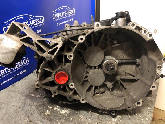 Gebrauchte Getriebe Volvo V70 (SW) 2.4 D5 20V Preis € 400,00 Margenregelung angeboten von Carparts Heesch