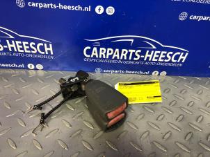Used Rear seatbelt buckle, left Volvo V70 (SW) 2.4 20V 170 Price € 21,00 Margin scheme offered by Carparts Heesch