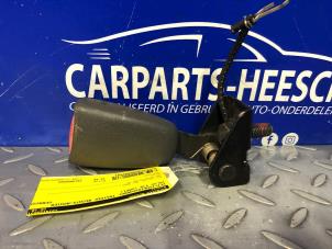 Used Rear seatbelt buckle, right Volvo V70 (SW) 2.4 20V 170 Price € 21,00 Margin scheme offered by Carparts Heesch
