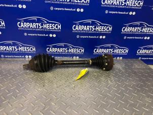 Used Front drive shaft, left Volkswagen Caddy Price on request offered by Carparts Heesch