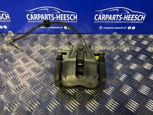 Gebrauchte Bremszange rechts vorne Renault Captur (2R) Preis € 36,75 Margenregelung angeboten von Carparts Heesch