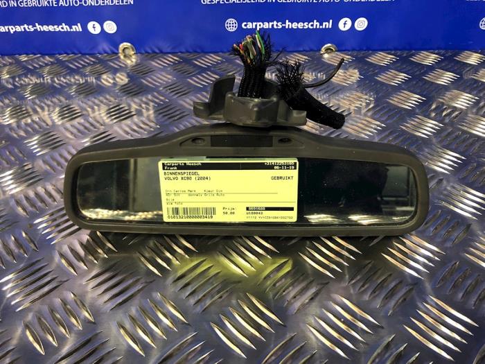 Rear view mirror from a Volvo XC90 I 2.9 T6 24V 2004
