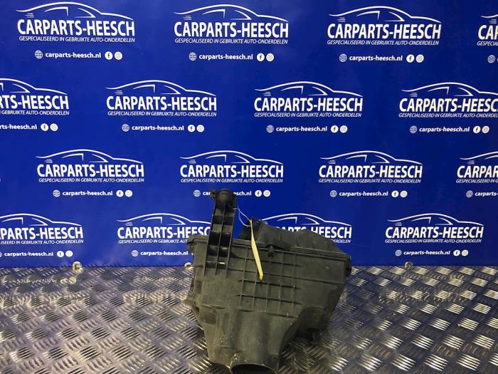 Gebrauchte Luftfiltergehäuse Volvo V50 (MW) 1.8 16V Preis € 35,00 Margenregelung angeboten von Carparts Heesch