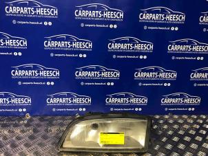 Used Headlight, left Volvo V70 Price € 52,50 Margin scheme offered by Carparts Heesch