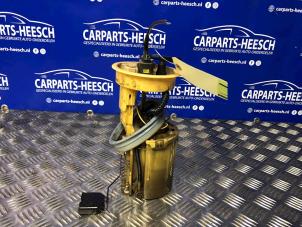 Usagé Pompe à carburant Volkswagen Transporter Prix € 31,50 Règlement à la marge proposé par Carparts Heesch