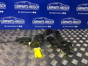Used Rear seatbelt, centre Opel Vectra Price € 42,00 Margin scheme offered by Carparts Heesch