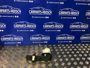 Used Rear seatbelt, left Mazda 2. Price € 42,00 Margin scheme offered by Carparts Heesch