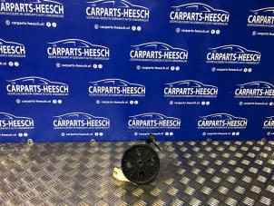Usagé Pompe direction assistée Volvo S60 Prix € 68,25 Règlement à la marge proposé par Carparts Heesch