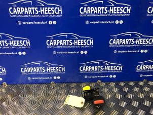 Used Rear seatbelt buckle, right Volvo V70 (BW) 2.0 D 16V Price € 21,00 Margin scheme offered by Carparts Heesch