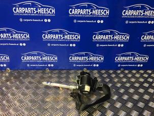 Used Rear seatbelt, left Volvo V70 (BW) 2.0 D 16V Price € 42,00 Margin scheme offered by Carparts Heesch