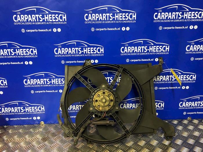 Gebrauchte Kühlerventilator Volvo V40 (VW) 1.9 D Preis € 40,00 Margenregelung angeboten von Carparts Heesch
