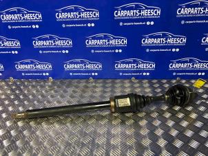Used Front drive shaft, right Volvo C70 (NC) 2.0 T 20V Price € 105,00 Margin scheme offered by Carparts Heesch
