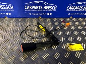 Usagé Tendeur de ceinture gauche Ford Focus Prix € 52,50 Règlement à la marge proposé par Carparts Heesch