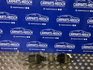 Used Front drive shaft, left Volvo V70 (SW) 2.4 T 20V AWD Price € 63,00 Margin scheme offered by Carparts Heesch