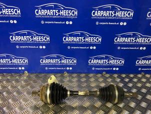 Usagé Arbre de transmission avant gauche Volvo V70 Prix € 131,25 Règlement à la marge proposé par Carparts Heesch