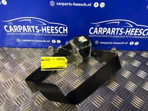 Usagé Ceinture de sécurité avant droite Ford C-Max Prix € 52,50 Règlement à la marge proposé par Carparts Heesch