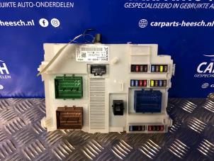 Used Fuse box Volvo S60 Price on request offered by Carparts Heesch
