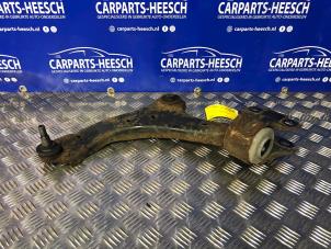 Usagé Bras de suspension avant gauche Ford Mondeo IV 2.0 16V Prix € 52,50 Règlement à la marge proposé par Carparts Heesch