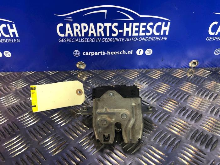 Tailgate lock mechanism Volvo V60 - 31440240 - Carparts Heesch
