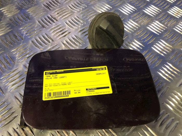 Begagnade Tanklucka Volvo V50 (MW) 1.8 16V Pris € 40,00 Marginaltabell erbjuds av Carparts Heesch
