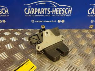 Used Tailgate lock mechanism Ford Galaxy (WA6) 2.0 16V Price € 31,50 Margin scheme offered by Carparts Heesch