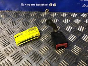 Used Rear seatbelt buckle, right Audi A4 Cabrio (B7) 3.0 V6 30V Price € 21,00 Margin scheme offered by Carparts Heesch