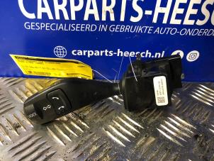 Usados Interruptor de indicador de dirección Ford S-Max (GBW) Precio € 15,75 Norma de margen ofrecido por Carparts Heesch