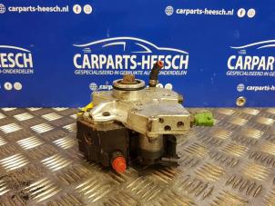 Usados Bomba de alta presión Volvo V70 Precio € 105,00 Norma de margen ofrecido por Carparts Heesch