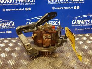 Usagé Pompe haute pression Volvo V50 (MW) Prix € 183,75 Règlement à la marge proposé par Carparts Heesch