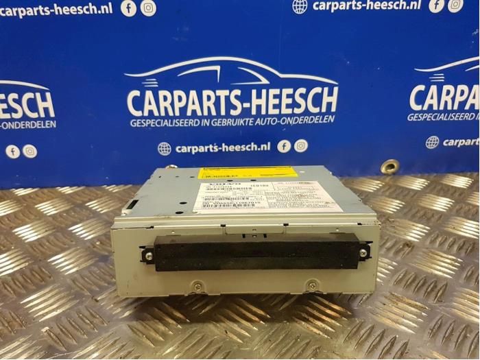 Gebrauchte CD Spieler Volvo V50 (MW) 1.6 D2 16V Preis € 40,00 Margenregelung angeboten von Carparts Heesch