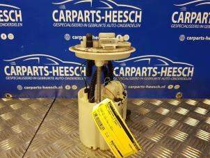 Usados Bomba eléctrica de combustible Opel Corsa Precio € 52,50 Norma de margen ofrecido por Carparts Heesch
