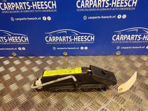 Used Jack Audi A3 Price € 21,00 Margin scheme offered by Carparts Heesch