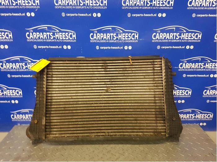 Usados Intercooler Volkswagen Golf V (1K1) 1.9 TDI Precio € 40,00 Norma de margen ofrecido por Carparts Heesch