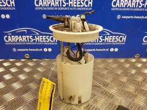 Used Electric fuel pump Ford Focus 3 1.6 EcoBoost 16V Price € 52,50 Margin scheme offered by Carparts Heesch