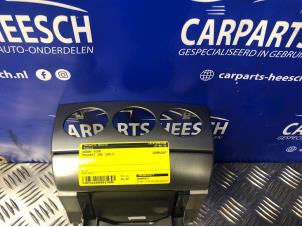 Used Front ashtray Peugeot 308 (4A/C) 1.6 VTI 16V Price € 21,00 Margin scheme offered by Carparts Heesch