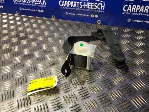 Used Rear seatbelt, right Kia Cee'D Price € 42,00 Margin scheme offered by Carparts Heesch