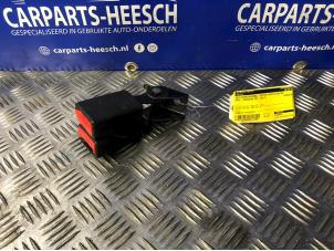 Usagé Insertion ceinture de sécurité arrière droite Opel Insignia 1.6 Turbo 16V Ecotec Prix € 21,00 Règlement à la marge proposé par Carparts Heesch