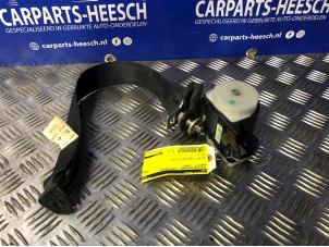 Usagé Ceinture de sécurité arrière gauche Mazda 5. Prix € 42,00 Règlement à la marge proposé par Carparts Heesch